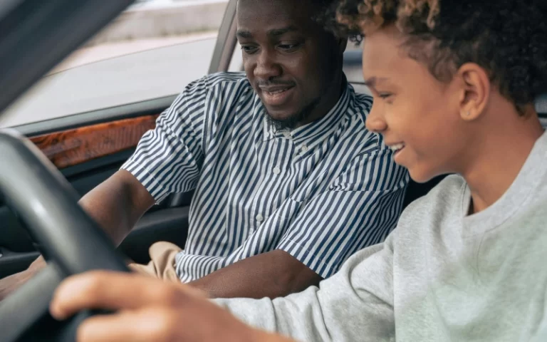 How Teenagers Can Contribute to Family Finances