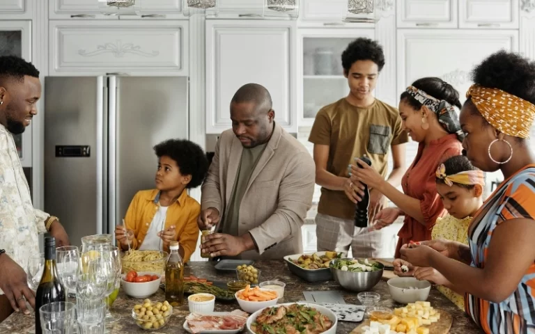 how to manage your time with a large family