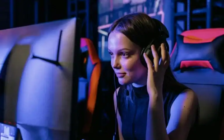 How To Earn Money From Genshin Impact